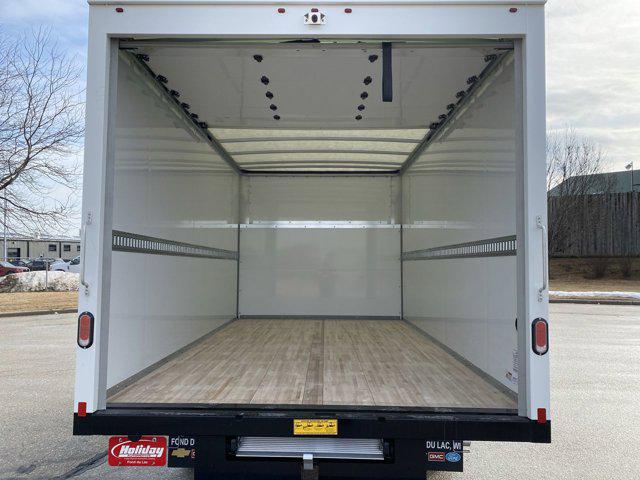 2025 Ford E-450 Cutaway Base
