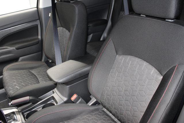2025 Mitsubishi Outlander Sport 2.0 LE AWC