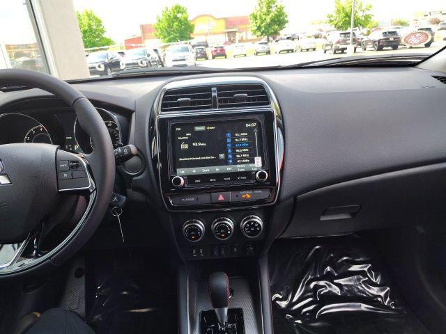 2025 Mitsubishi Outlander Sport 2.0 LE