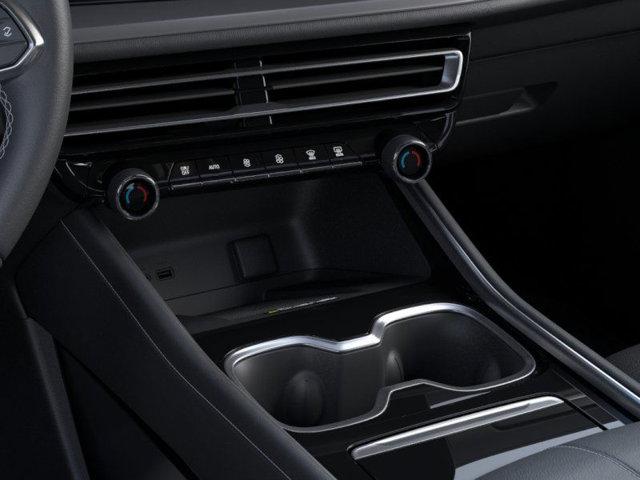 2025 Chevrolet Traverse FWD LT