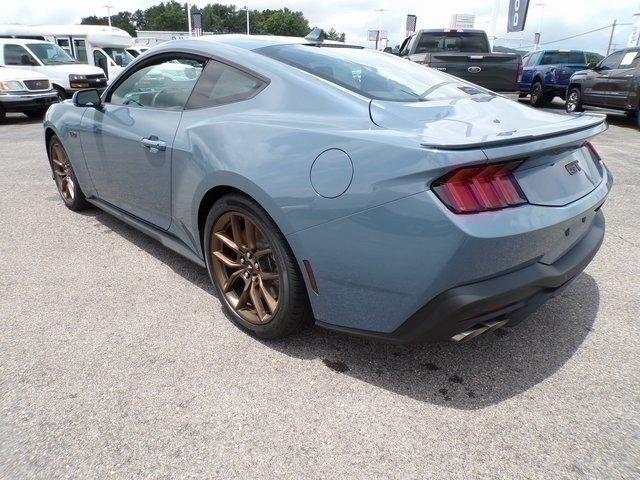 2025 Ford Mustang GT Premium Fastback