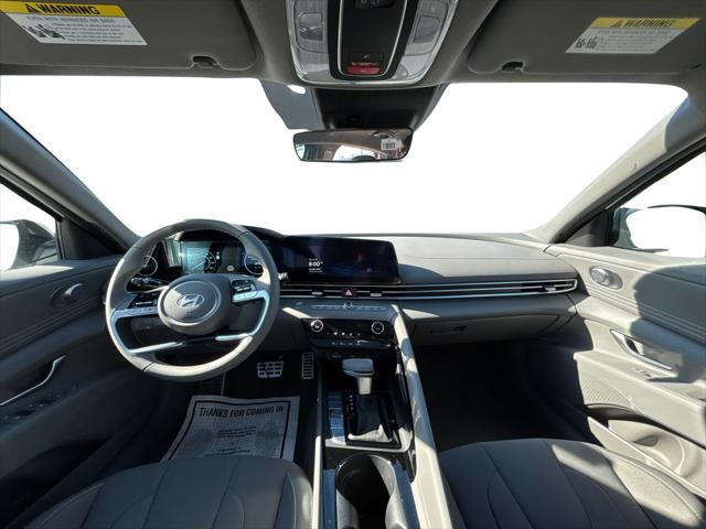 2025 Hyundai Elantra Hybrid SEL Sport