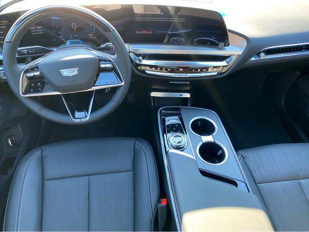 2024 Cadillac iQ Luxury w/1SD