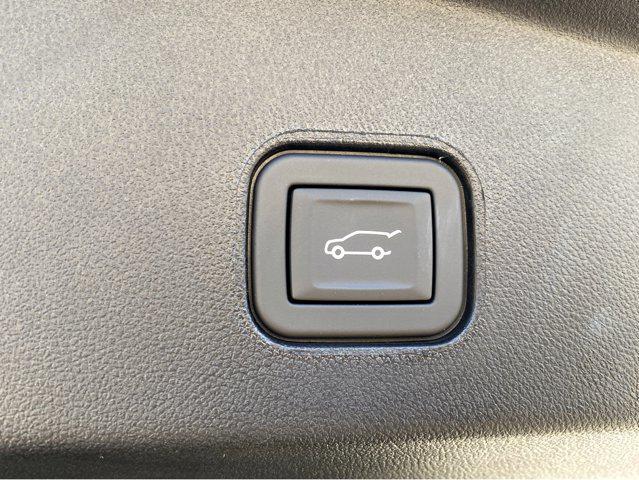 2024 Cadillac iQ Luxury w/1SD