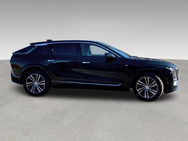 2024 Cadillac iQ Luxury w/1SD