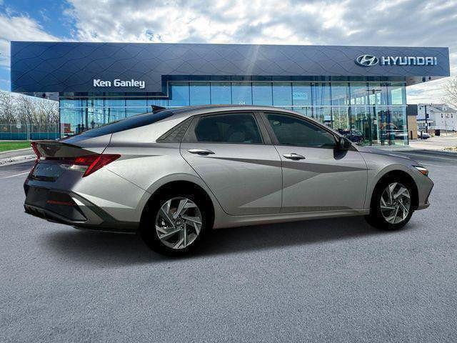 2025 Hyundai Elantra Hybrid SEL Sport