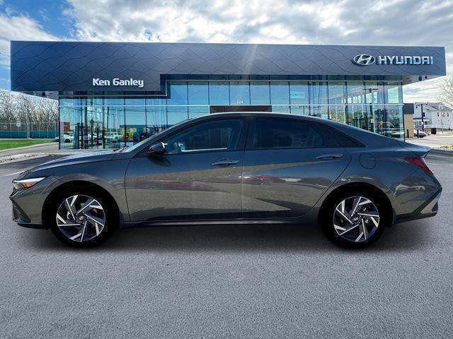 2025 Hyundai Elantra Hybrid SEL Sport