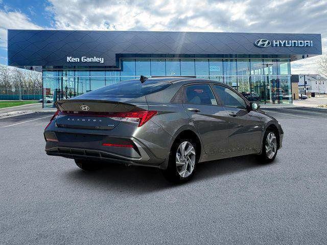 2025 Hyundai Elantra Hybrid SEL Sport