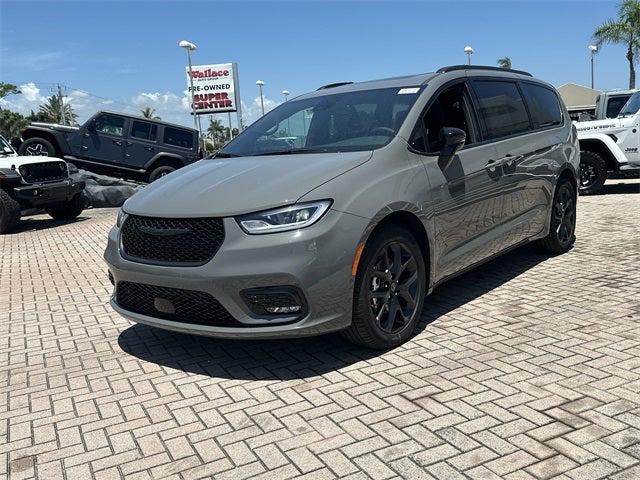 2025 Chrysler Pacifica PACIFICA LIMITED