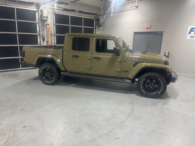 2025 Jeep Gladiator GLADIATOR HIGH TIDE 4X4 2025 Jeep Gladiator GLADIATOR HIGH TIDE 4X4