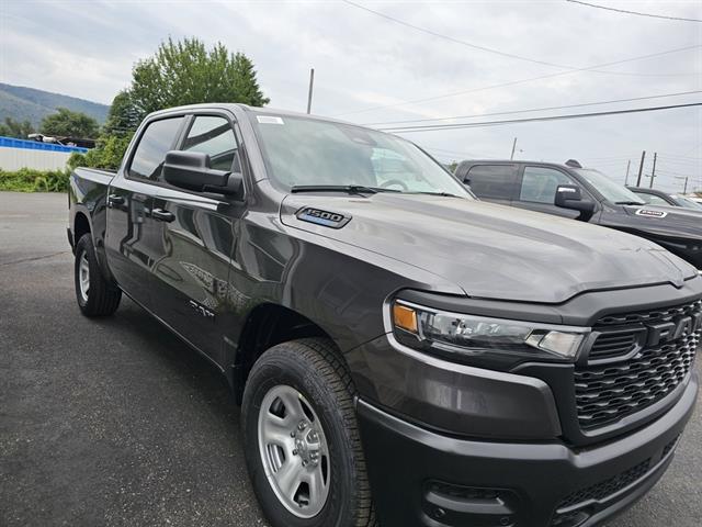 2025 RAM Ram 1500 RAM 1500 TRADESMAN CREW CAB 4X4 57 BOX