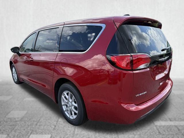 2025 Chrysler Voyager VOYAGER LX