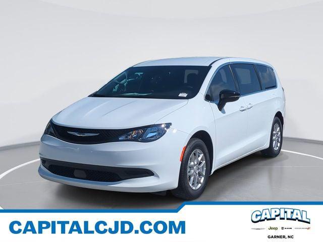 2025 Chrysler Voyager VOYAGER LX