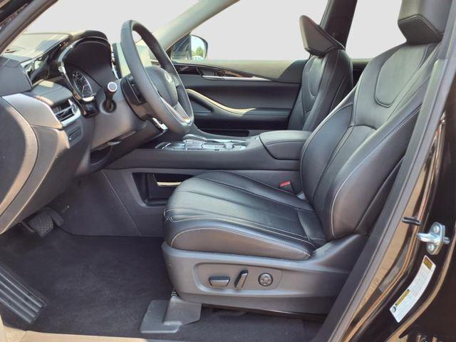 2025 INFINITI QX60 PURE