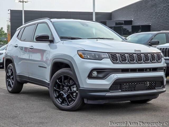 2025 Jeep Compass COMPASS LATITUDE 4X4