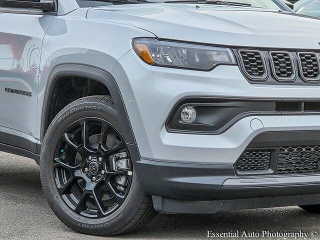 2025 Jeep Compass COMPASS LATITUDE 4X4