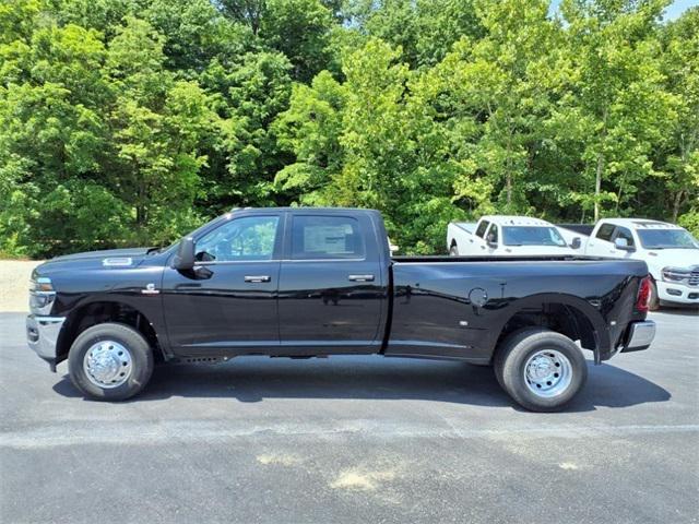 2025 RAM Ram 3500 RAM 3500 TRADESMAN CREW CAB 4X4 8 BOX