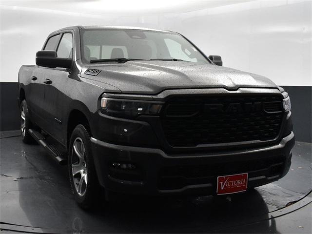 2025 RAM Ram 1500 RAM 1500 TRADESMAN CREW CAB 4X2 57 BOX