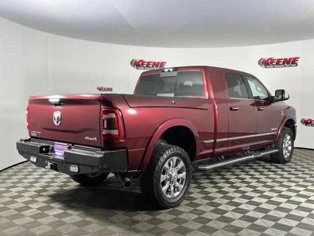 2022 RAM 2500 Limited Mega Cab 4x4 64 Box