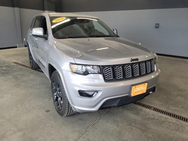 2021 Jeep Grand Cherokee Laredo X 4x4