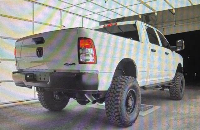 2023 RAM 2500 Tradesman Crew Cab 4x4 64 Box