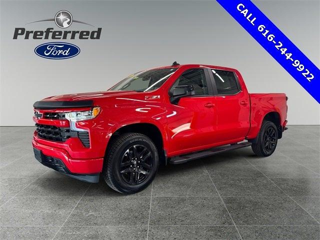 2022 Chevrolet Silverado 1500 4WD Crew Cab Standard Bed RST