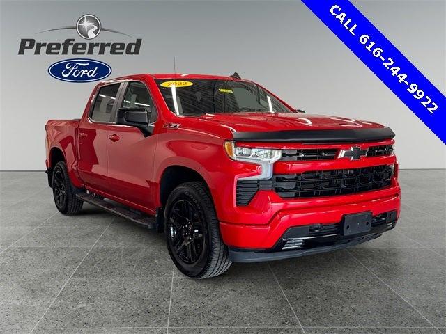 2022 Chevrolet Silverado 1500 4WD Crew Cab Standard Bed RST