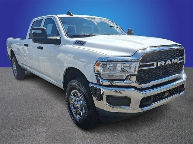 2023 RAM 2500 Tradesman Crew Cab 4x4 8 Box