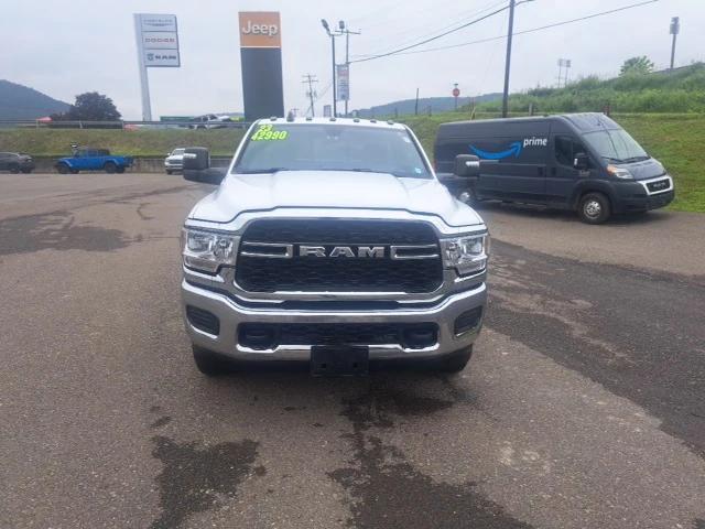 2023 RAM 2500 Tradesman Regular Cab 4x4 8 Box