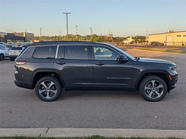 2025 Jeep Grand Cherokee GRAND CHEROKEE L LIMITED 4X4 2025 Jeep Grand Cherokee GRAND CHEROKEE L LIMITED 4X4