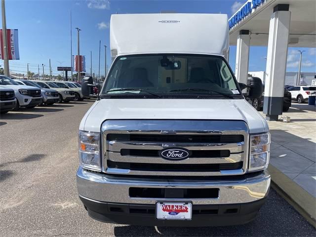 2026 Ford E-350 Cutaway E-Series Cutaway