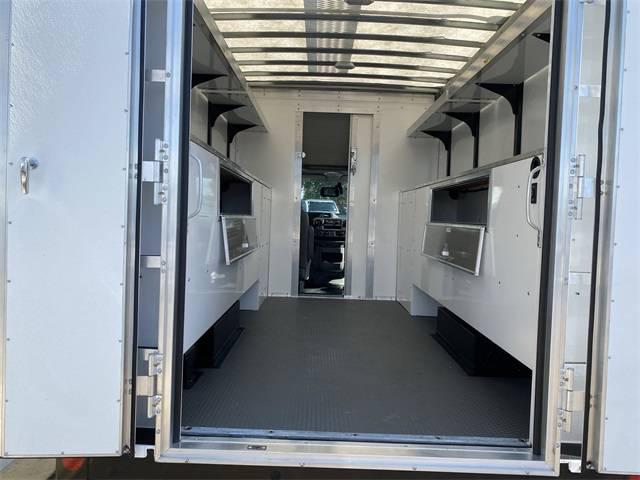 2026 Ford E-350 Cutaway E-Series Cutaway