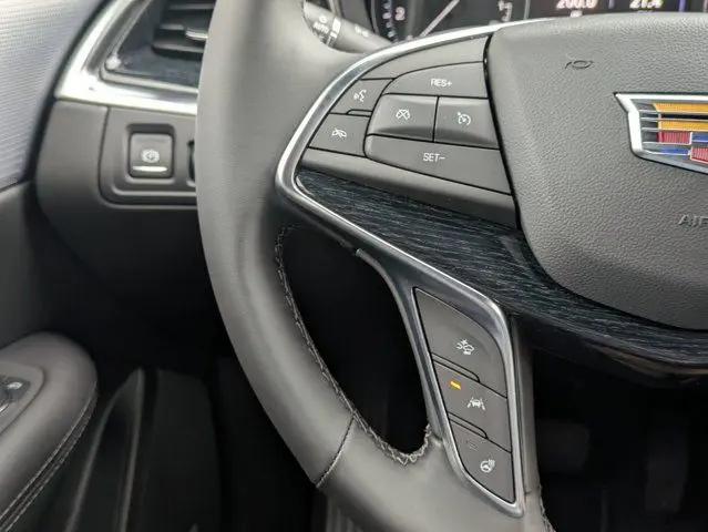 2025 Cadillac XT5 AWD Premium Luxury