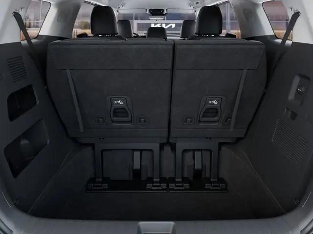 2025 Kia Carnival MPV LXS