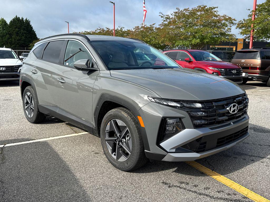 2025 Hyundai Tucson SEL photo 2