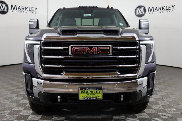 2025 GMC Sierra 2500HD 4WD Crew Cab Standard Bed SLT
