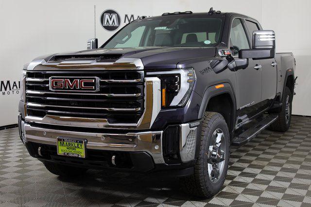 2025 GMC Sierra 2500HD 4WD Crew Cab Standard Bed SLT