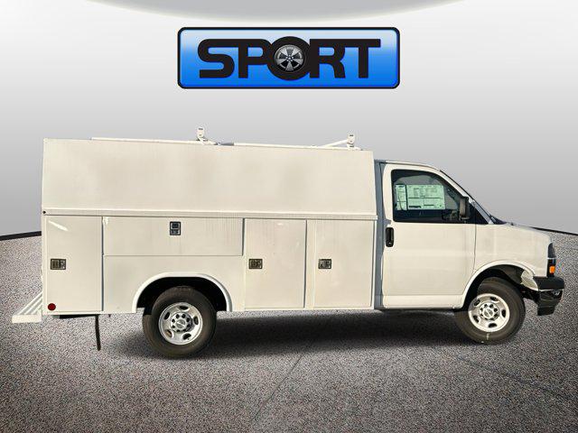 2025 Chevrolet Express Cutaway Work Van