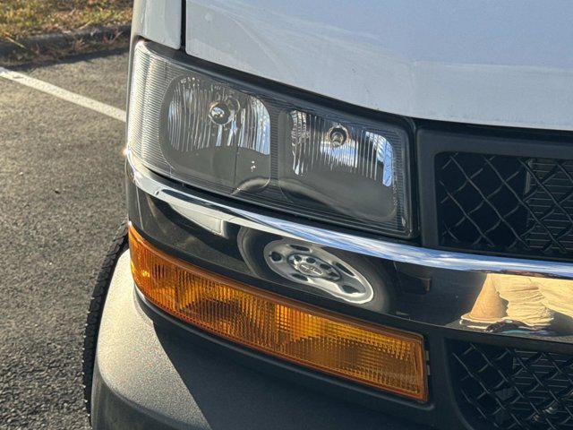2025 Chevrolet Express Cutaway Work Van