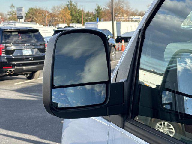 2025 Chevrolet Express Cutaway Work Van