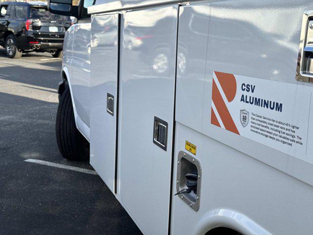 2025 Chevrolet Express Cutaway Work Van