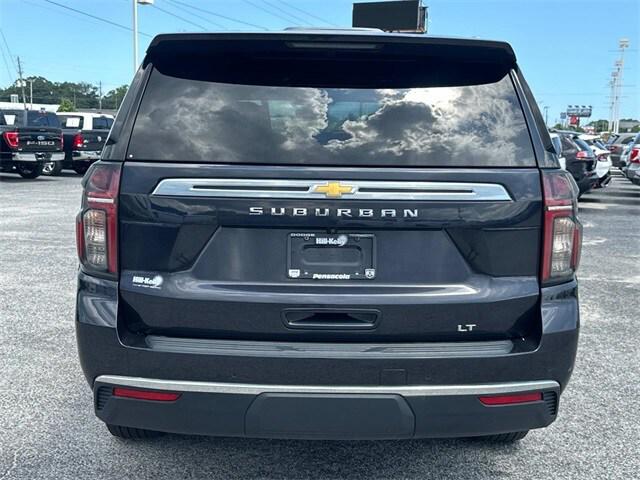 2023 Chevrolet Suburban 2WD LT