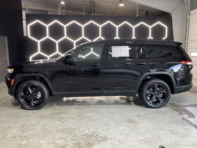 2023 Jeep Grand Cherokee L Altitude 4x4