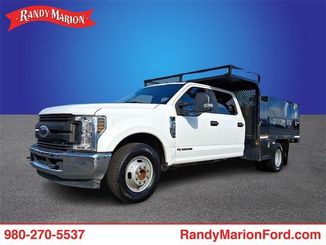 2019 Ford F-350 Chassis XL