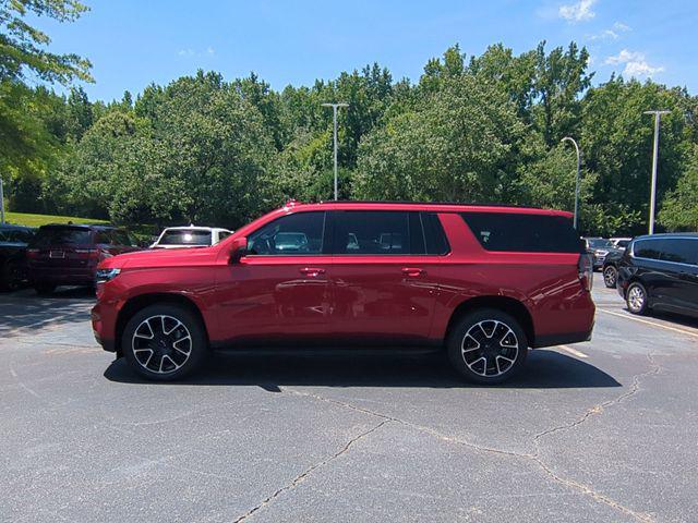 2023 Chevrolet Suburban 4WD RST