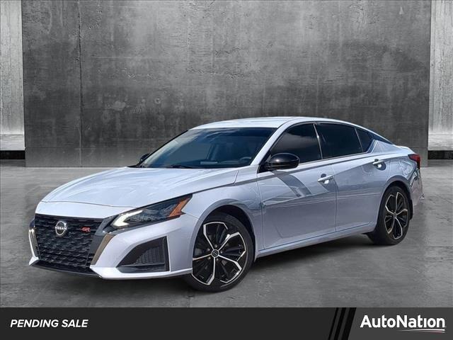 2023 Nissan Altima SR FWD
