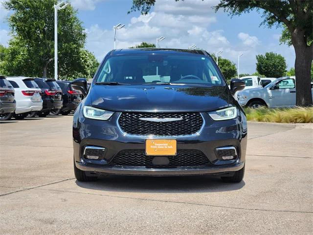 2022 Chrysler Pacifica Hybrid Touring L