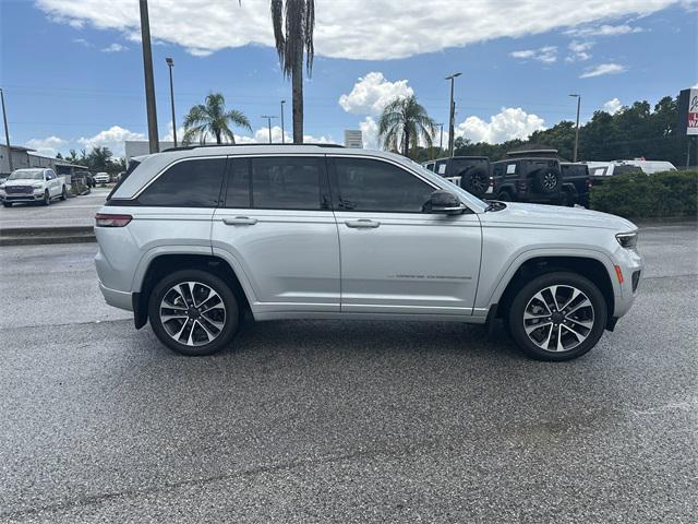 2022 Jeep Grand Cherokee Overland 4x4