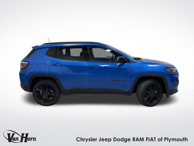 2025 Jeep Compass COMPASS LATITUDE 4X4