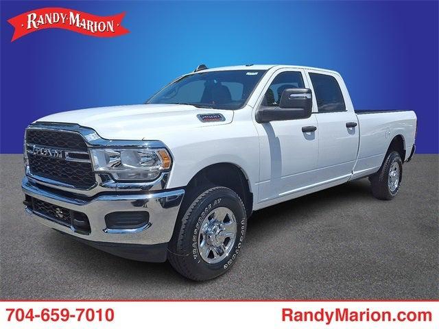 2023 RAM 2500 Tradesman Crew Cab 4x4 8 Box